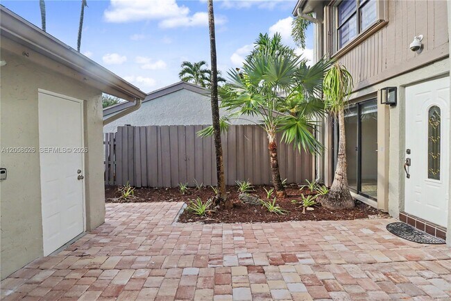 Building Photo - 11459 SW 110th Ln