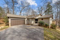 Building Photo - 200 Waterford Dr