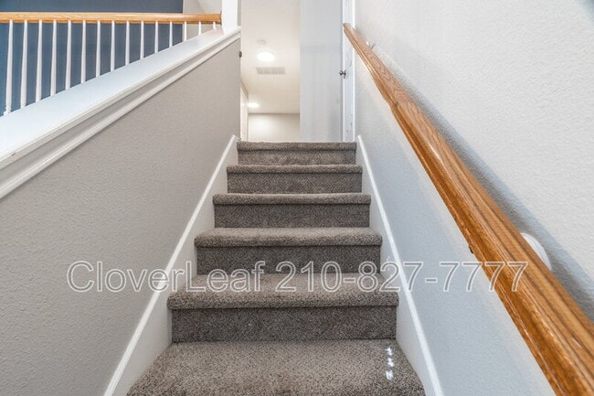 Building Photo - 16615 Raven Glenn