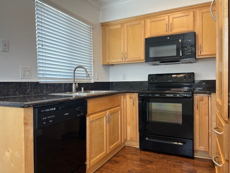 Interior Photo - Highland Pinetree Apartments