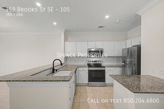 Building Photo - 159 Brooks St SE