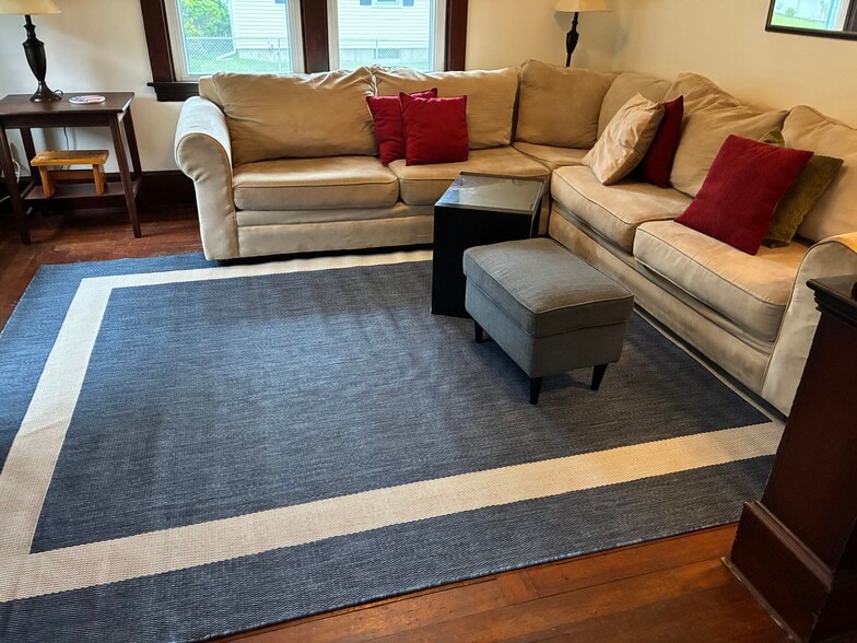 Building Photo - 54 Walley St