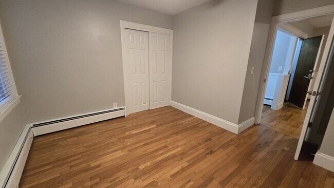 Building Photo - 133 Phenix Ave