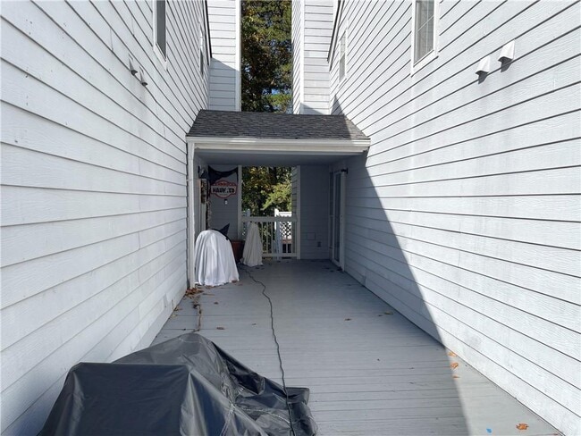 Building Photo - 3502 Tradewinds Dr