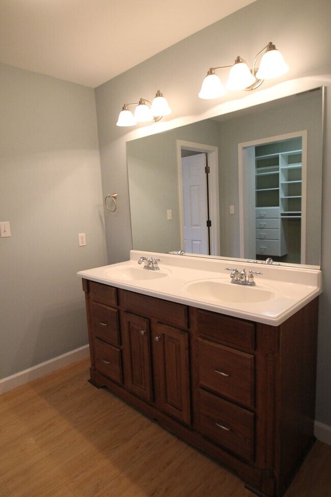 Building Photo - Exclusively offered by MUSE REALTY, LLC