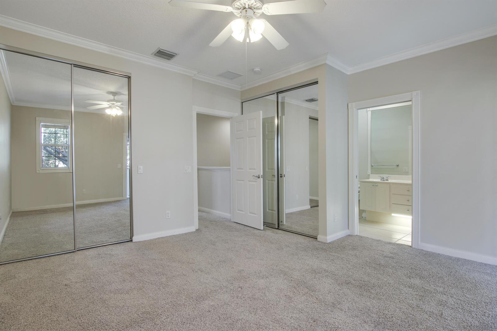 Building Photo - 3057 E Community Dr