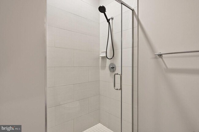 Building Photo - 989 S Buchanan St