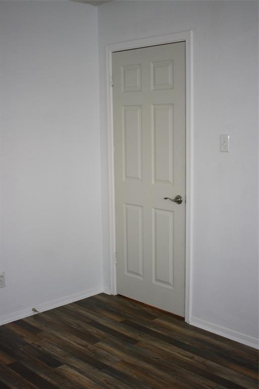 Building Photo - 12100 Melville Dr