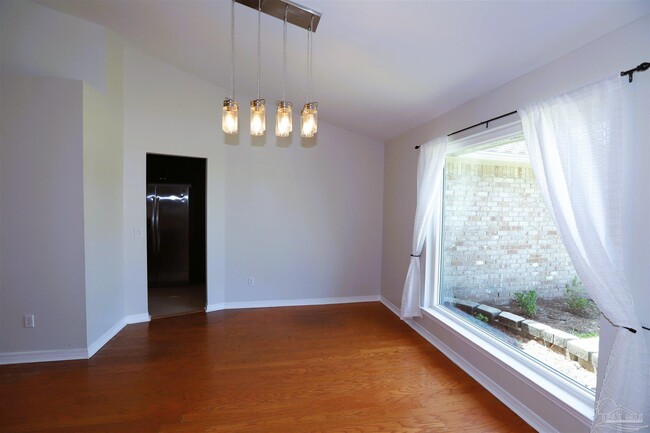 Building Photo - 1452 Roebling Tr