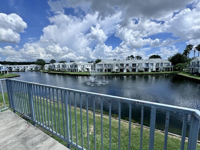 Building Photo - 2544 Woodgate Blvd