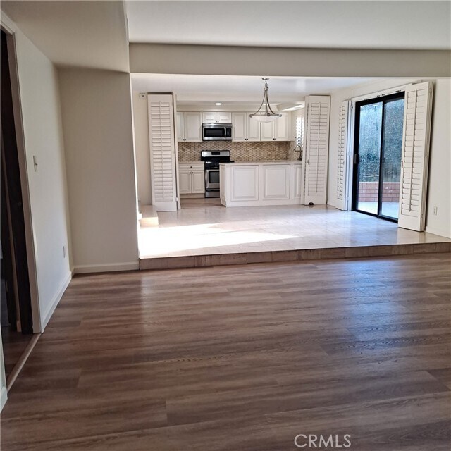 Building Photo - 1113 Steinhart Ave