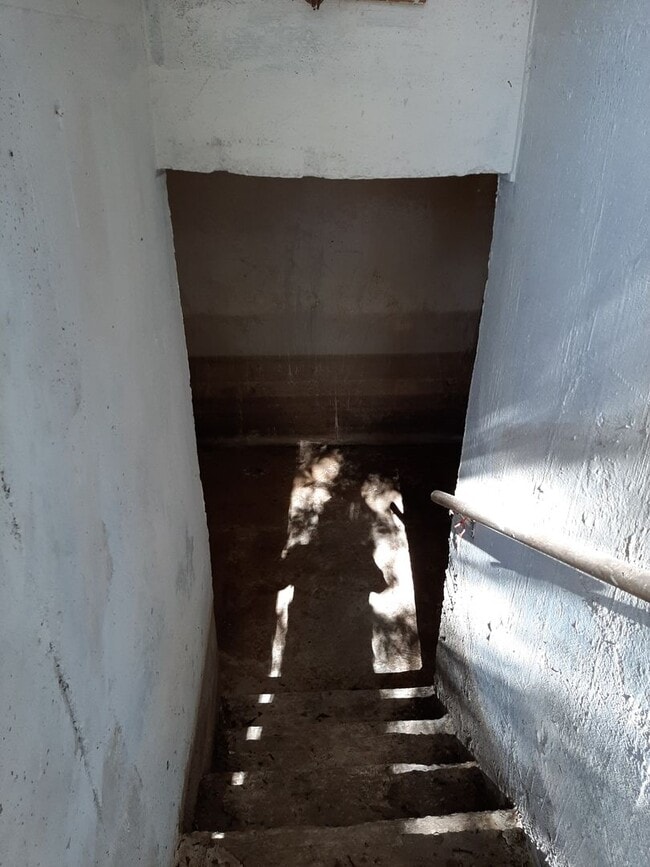 Building Photo - 205 Jim Denton