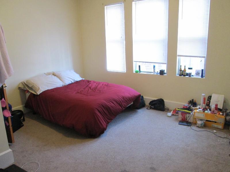 Building Photo - 12 Lorraine Ter