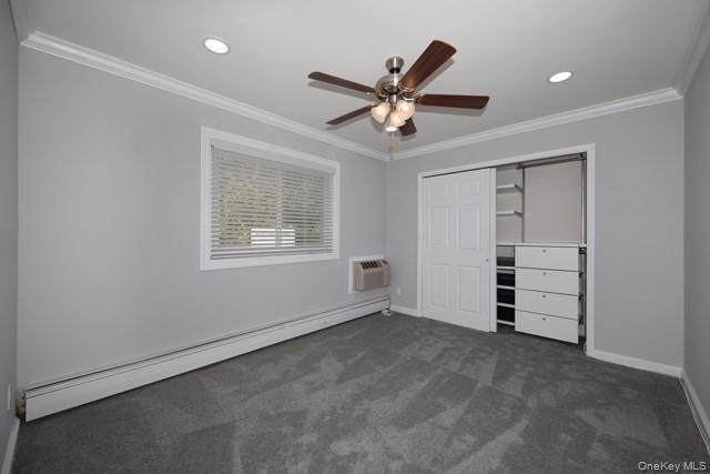 Building Photo - 427 Main St