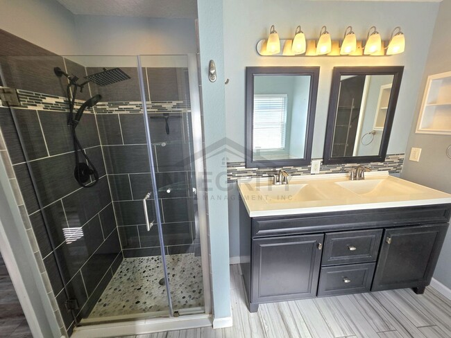 Building Photo - 6135 Wesley Brook Dr