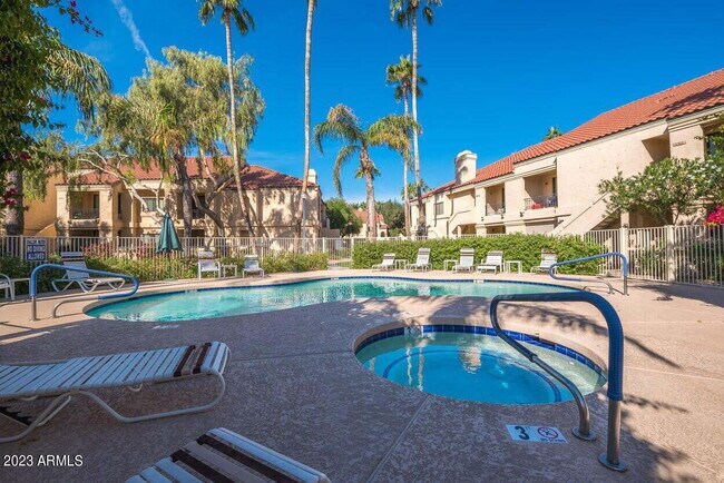 Building Photo - "Experience Tranquil Living: Beautiful 2-Bed, 2-Bath Condo with amazing amenities in Scottsdale!"