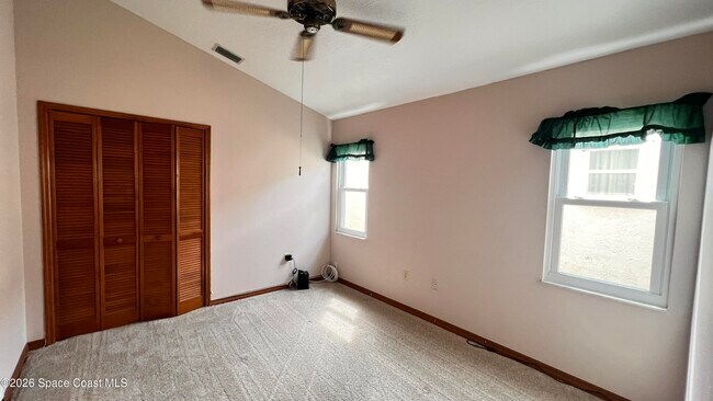 Building Photo - 1014 S Fork Cir