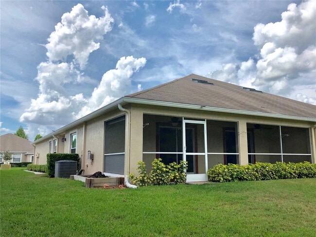 Building Photo - 5804 Autumn Shire Dr