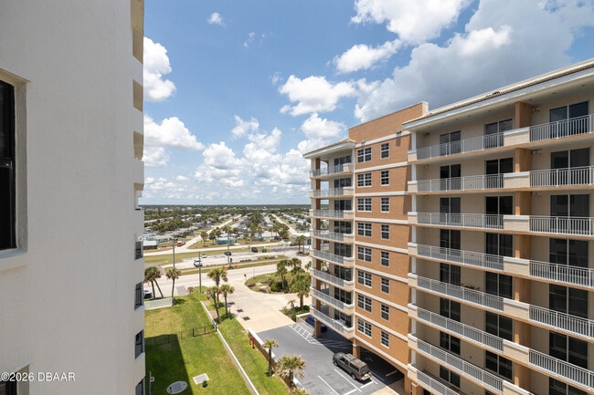 Building Photo - 1415 Ocean Shore Blvd
