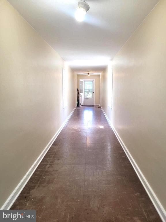Building Photo - 2747 Cedarhurst Rd