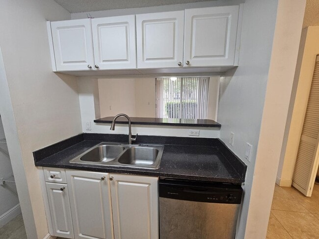 Building Photo - 12172 St.Andrews Pl