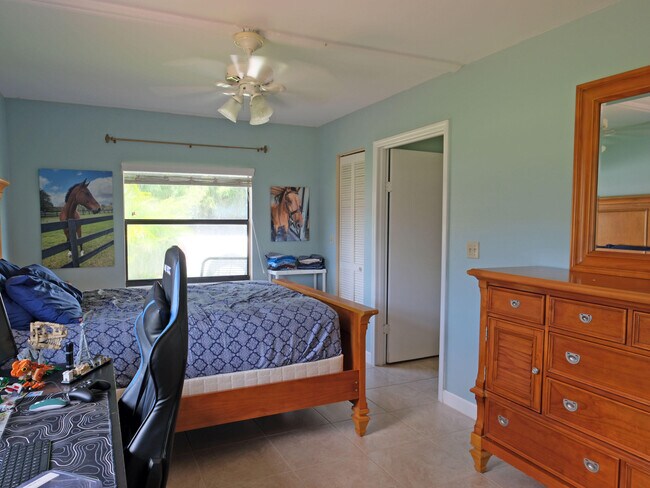 Building Photo - 16820 Deer Path Ln