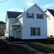 Building Photo - 1111 University Ave