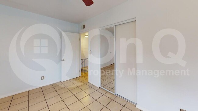 Building Photo - 1154 N 85th Pl