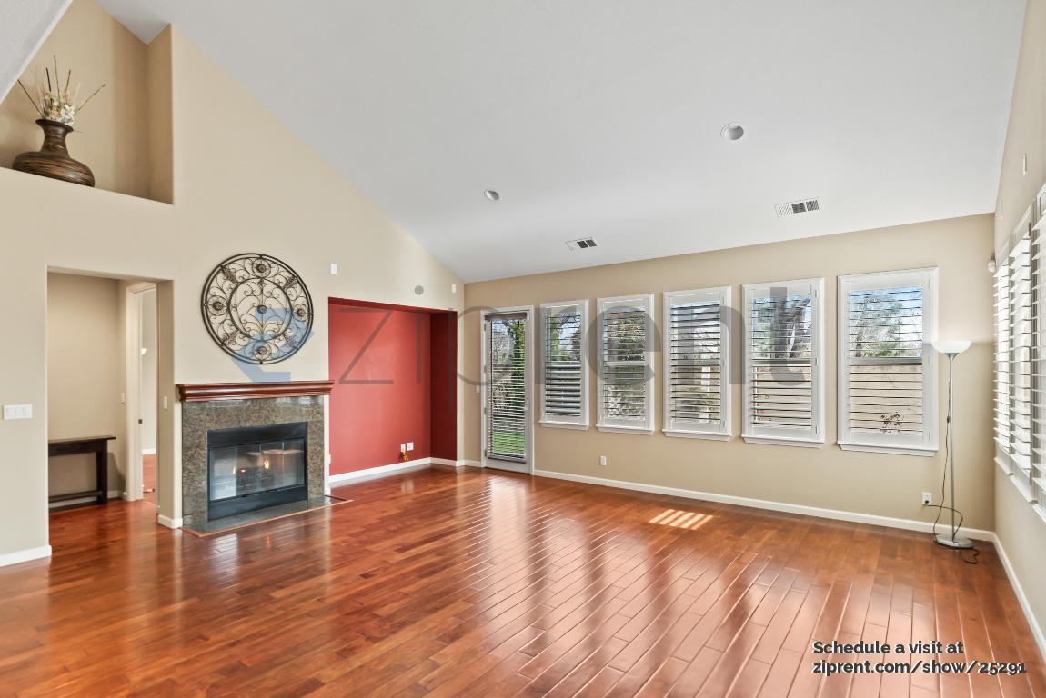 Building Photo - 651 Carrington Ct