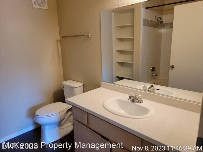 Building Photo - 2 br, 2 bath House - 7885 W Flamingo Rd #1102