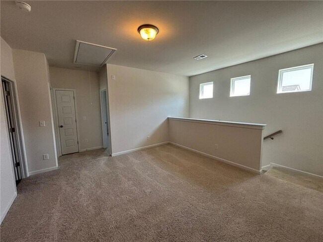 Building Photo - 701 Shetland Trl