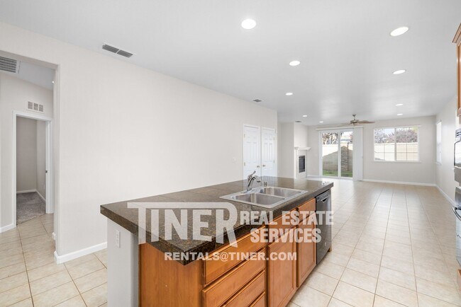 Building Photo - 1422 Stoney Cross Ln
