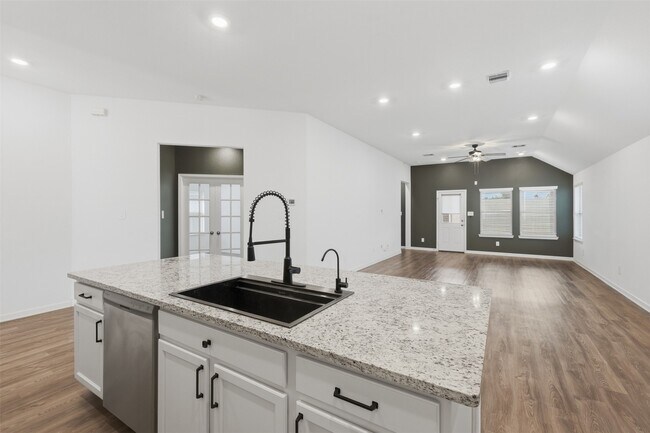 Building Photo - 32322 Melbrooke Dr