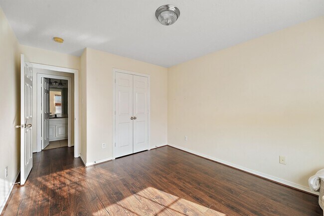 Building Photo - 7818 Stoneyway Dr