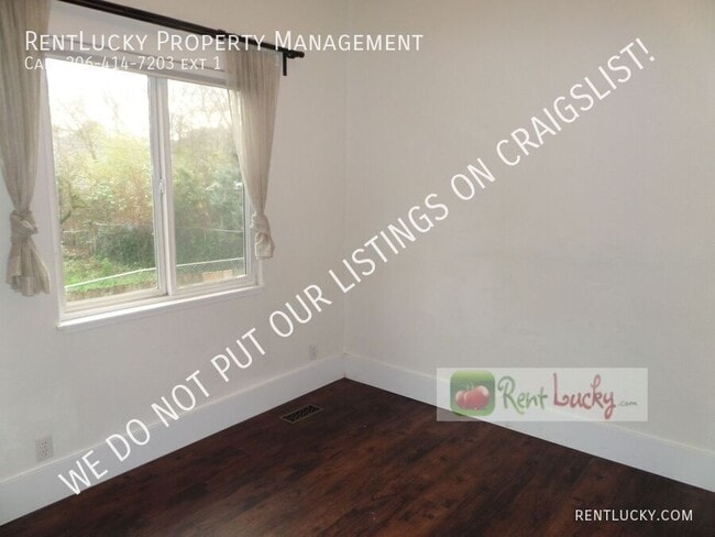 Building Photo - 821 23rd Ave