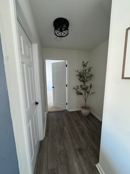 Building Photo - 80 Williamson Ct