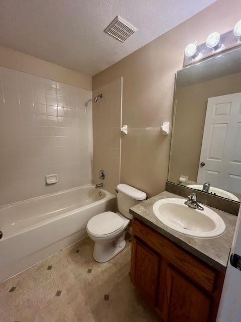 Building Photo - 2070 Cypress Bay Blvd