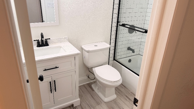 Building Photo - 8708 N Pawnee Ave