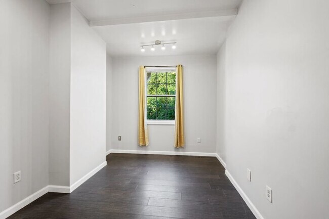 Building Photo - 2356 N Colorado St