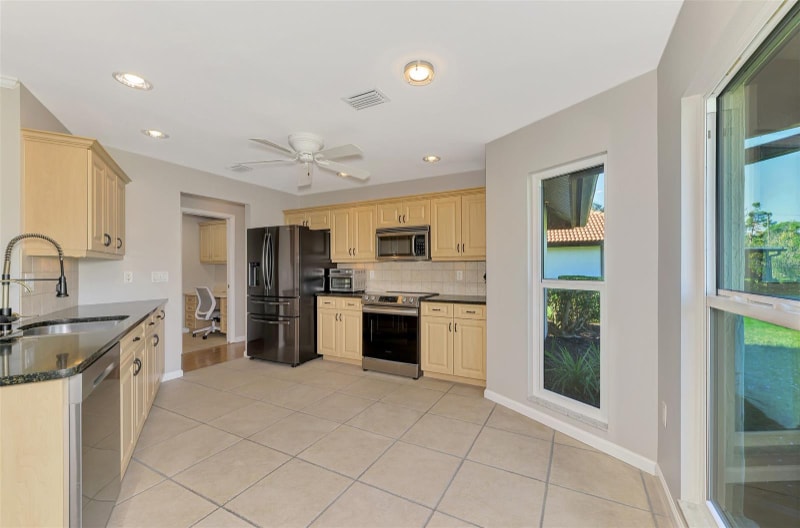 Building Photo - 218 Laurel Hollow Dr