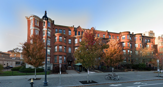 Building Photo - Brookline / Fenway 1-bed NOW