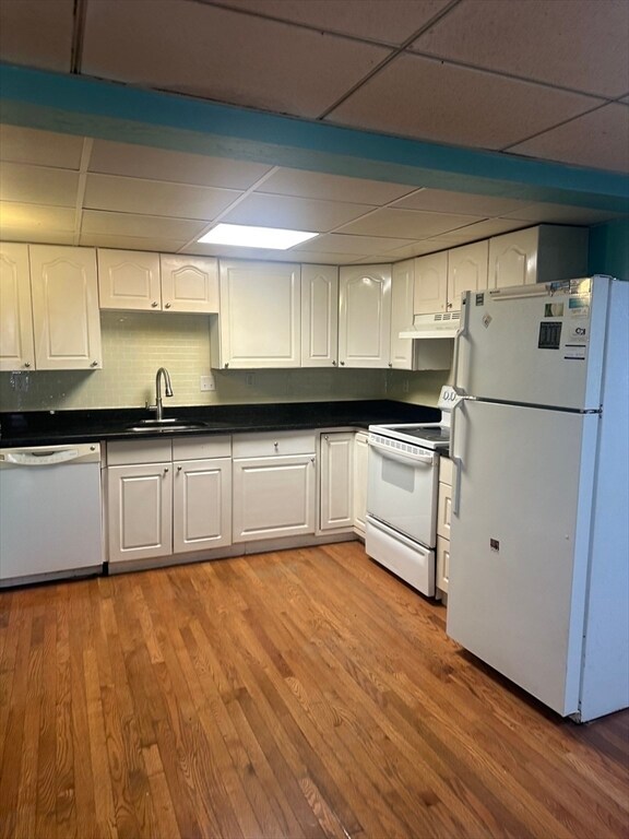 Building Photo - 56 Howe Ave