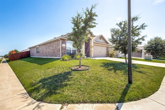 Building Photo - 1101 Rainer Dr