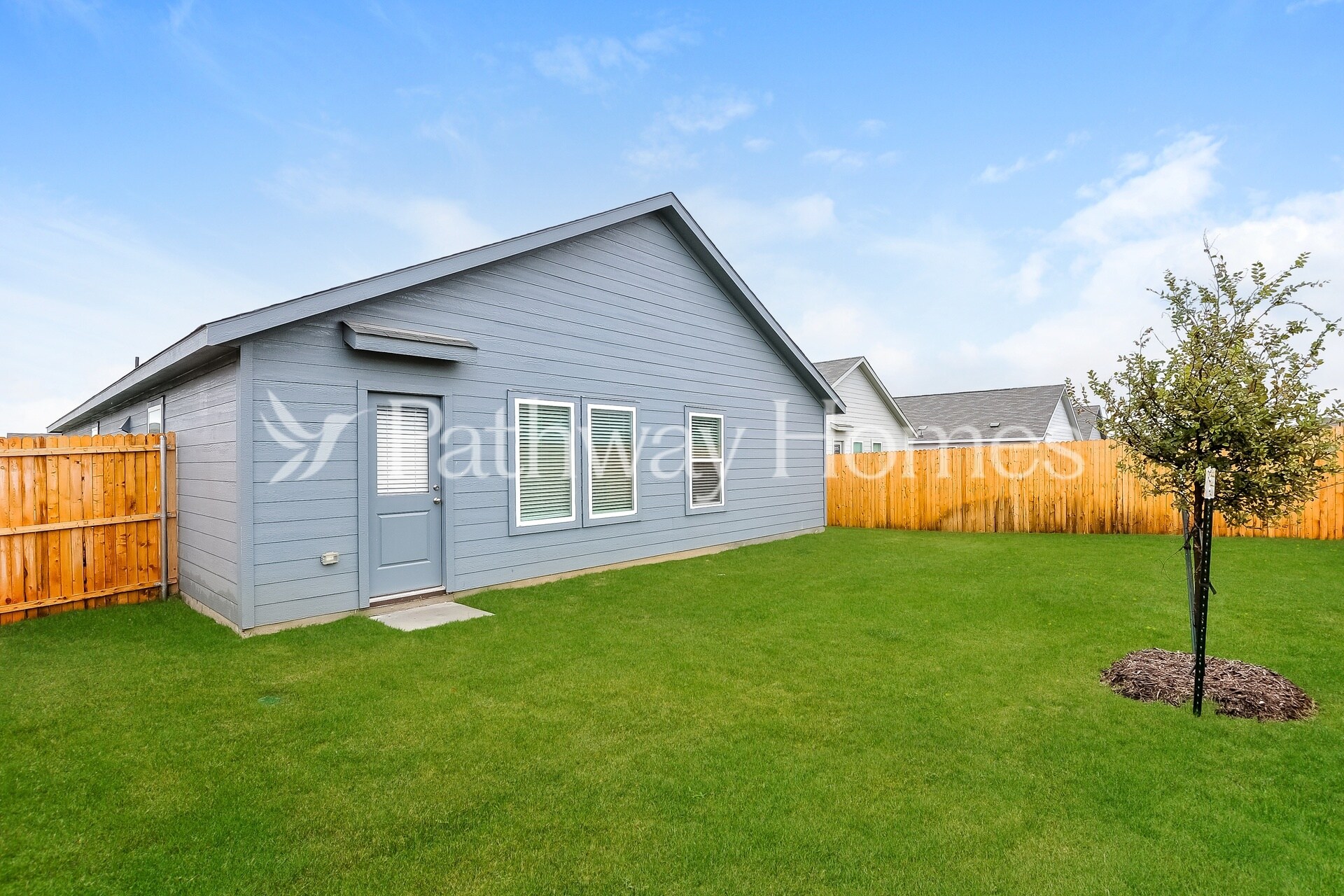 Building Photo - 10016 Isla Ln
