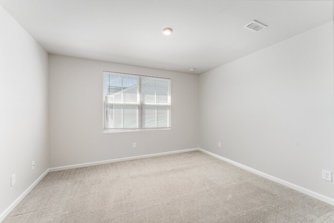 Building Photo - 1105 Canando St