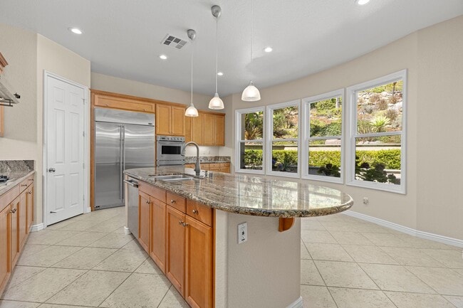 Building Photo - Elegant 5-Bedroom Carmel Valley Home with ...