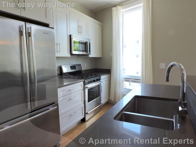 Primary Photo - 168 Hampshire St