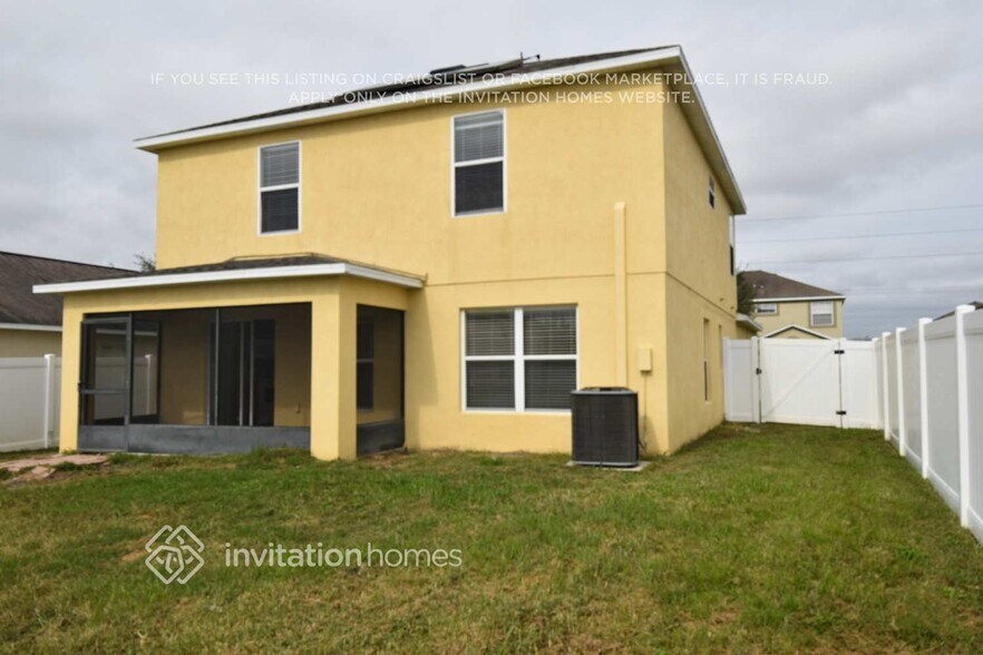 Building Photo - 10613 Shady Preserve Dr