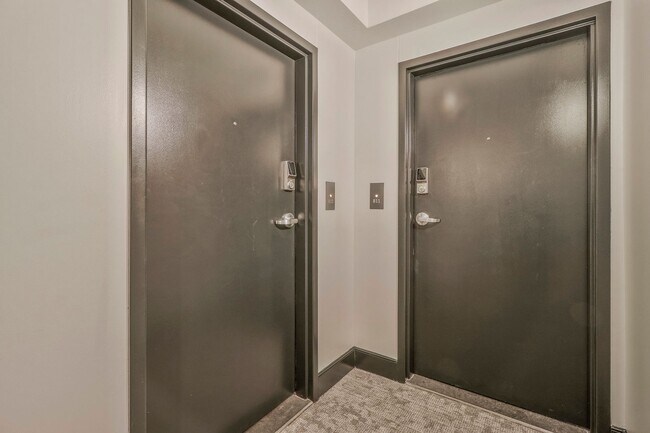 Building Photo - 1117 10th St NW
