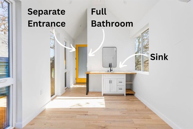 Building Photo - 1205 Perez St